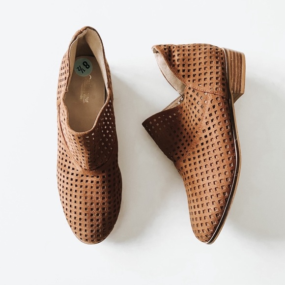 Catherine Malandrino Shoes - Catherine Malandrino | Arya Perforated Booties